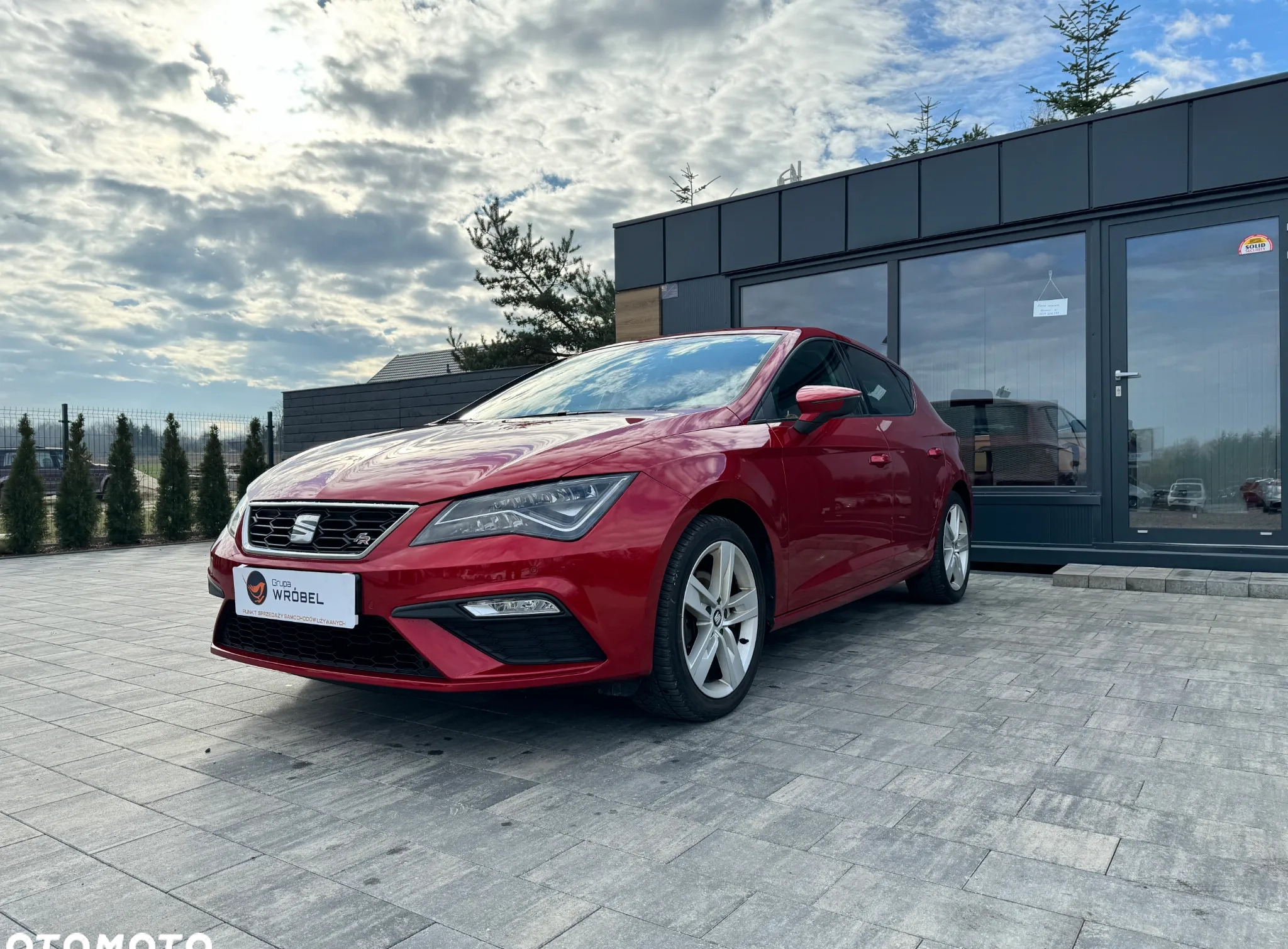 Seat Leon cena 54900 przebieg: 150600, rok produkcji 2018 z Miastko małe 232